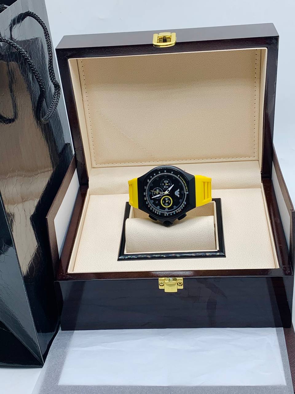Luxury Emporio Armani Watch