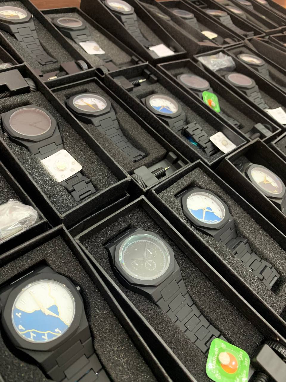 Black Aura Watch